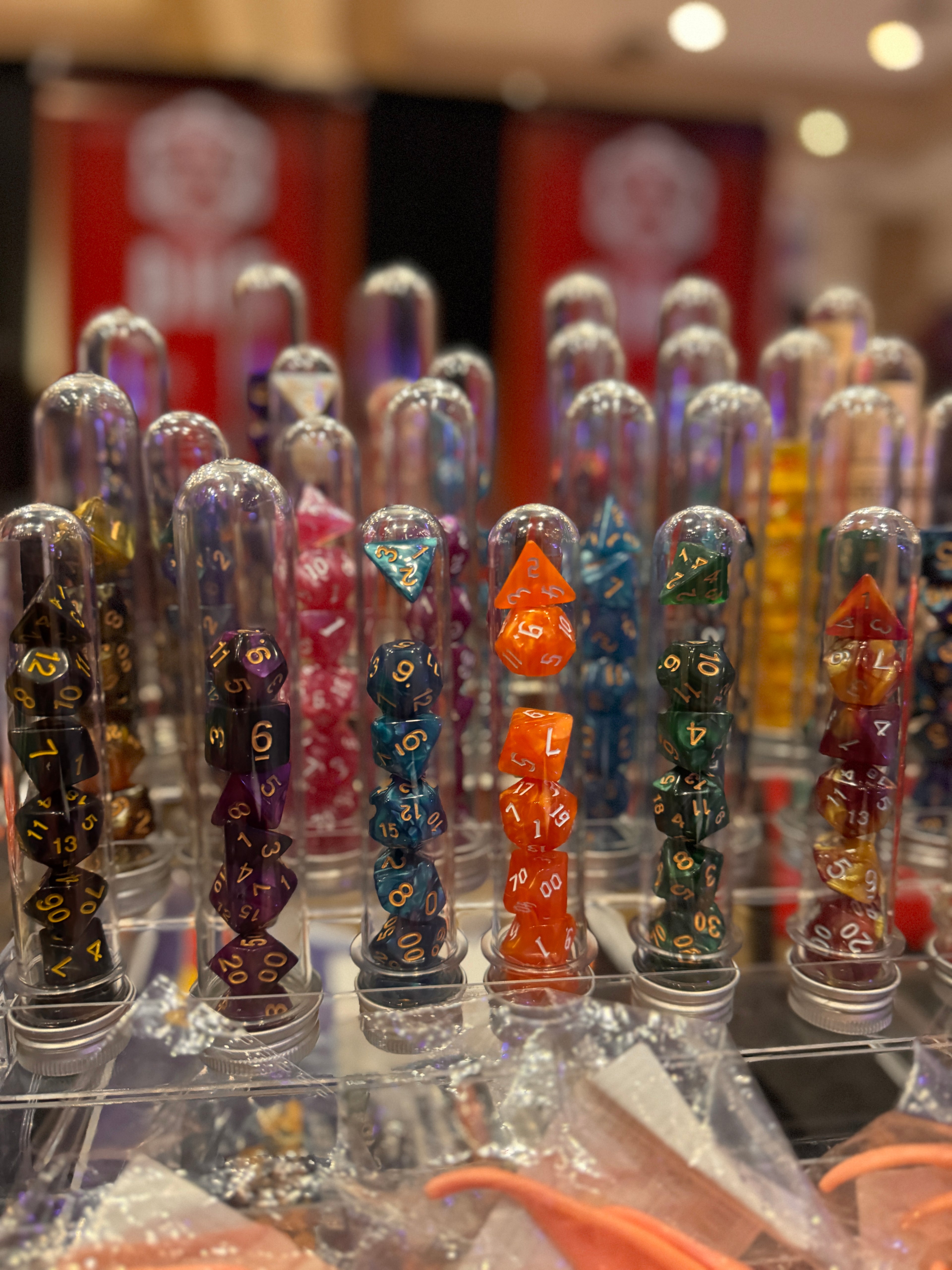 Dice Set Acrílico Poliédrico 7 Piezas – Colores Variados